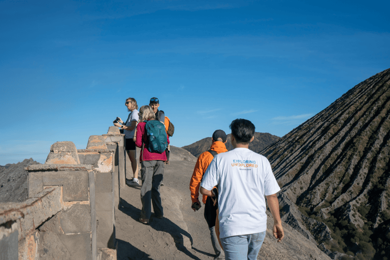 Depuis Yogyakarta ou Bali : Visite guidée partagée au lever du soleil sur le BromoAu départ de Yogyakarta : Visite guidée partagée au lever du soleil sur le Bromo