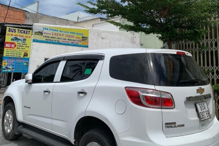 Ciudad de Ho Chi Minh o Aeropuerto a Mui Ne en Coche Privado