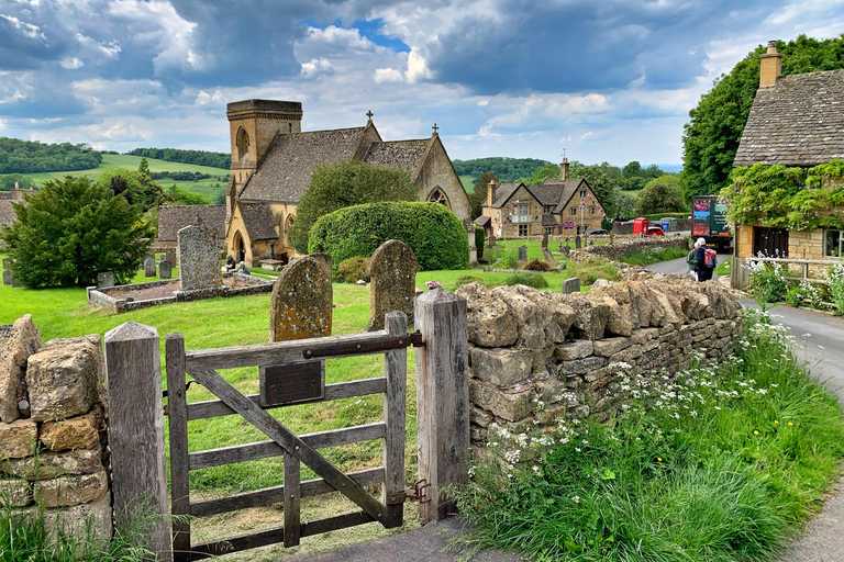 Desde Cambridge: Excursión de un día con guía a Stratford y los Cotswolds