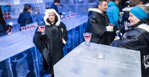 Tromsø: Magic Ice Bar Entrance and Welcome Drink