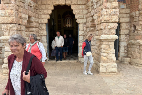 Alicante: Tour de vinhos e almoço com visita a uma adega e Novelda