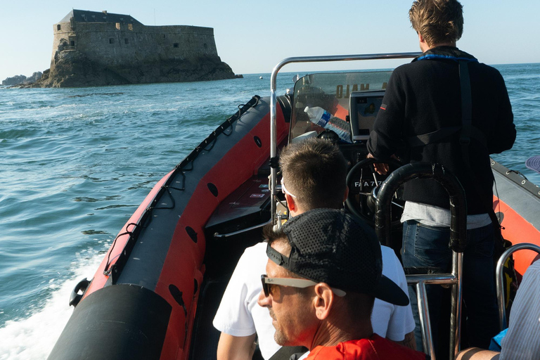 Saint-Malo: Sea walk & discovery of the Bay Saint-Malo: A boat ride in the Bay