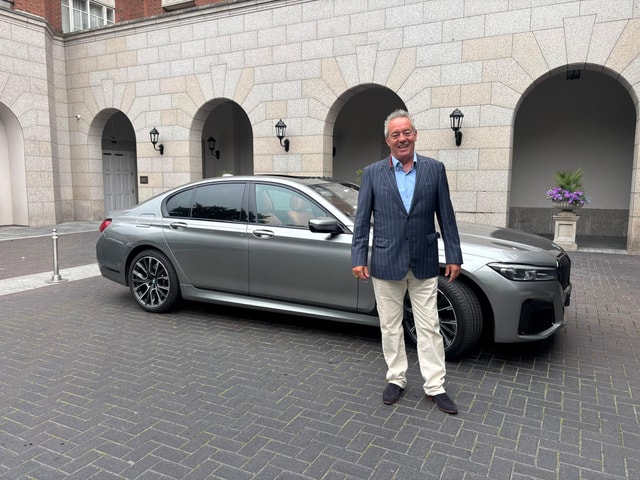 Ireland: Private Chauffeur-Driven Tour with Local Guide