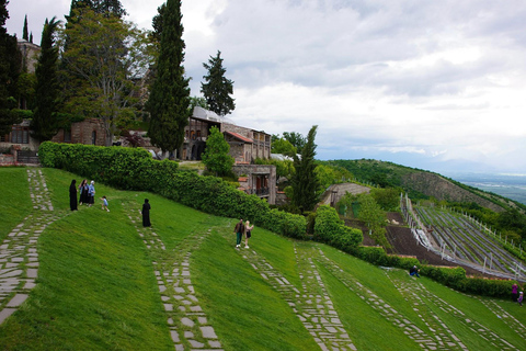 Tbilisi: Georgia & Armenia 6-Day Guided Tour