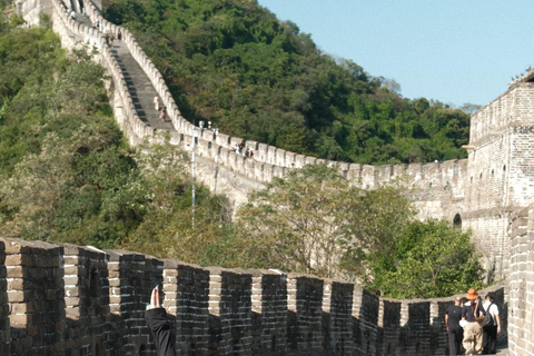 Busda: Mutianyu Great Wall & Ming Tomb Group/Private Tour Mutianyu Great Wall & Ming Tomb +XR Experience Private Tour