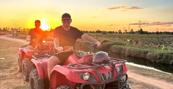 Siem Reap： ATV Quad Adventure & Cambodian Folk Circus Show