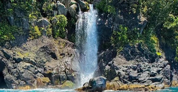 Taveuni: Lavena Village Triple Waterfalls Boat Adventure