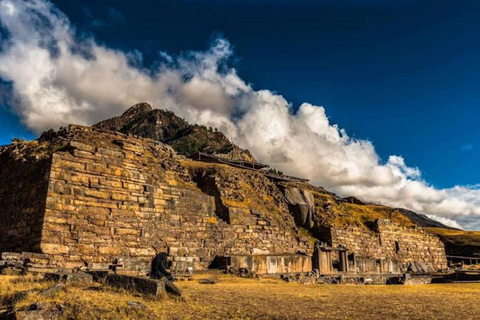 Huaraz: Chavín de Huántar, Querococha Lake & Museum Tour