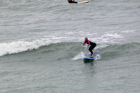 Lima: Surf Class with Equipment and Instructor