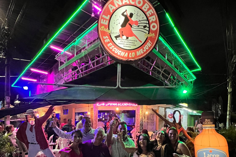 Cali: Salsa Experience with Local Culture, Dancing, and Live Show