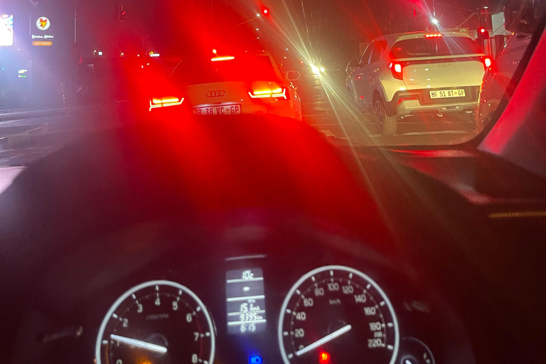 Johannesburgo: tour nocturno con bebida opcional en la azoteaJohannesburgo: tour nocturno con bebida opcional en una azotea