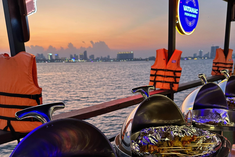 Phnom Penh: Crociera al tramonto - Tre pacchetti da scegliere!Pacchetto Ambra - Birra e bevande analcoliche a flusso libero