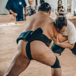 Osaka: spettacolo ed esperienza di sumo ー Ex professionista e sfida sul ring
