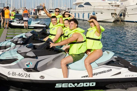 Barcelona: Jetski-Verleih ohne Führerschein