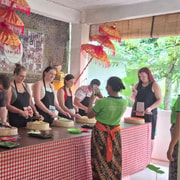 Ubud: Balinese Cooking Class, Rice Field & Market Tour Ubud: Balinese Cooking Class, Rice Field & Market Tour