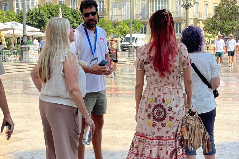 Valencia Old Town: Guided Tour in German with an Official Guide (Small Group) Valencia Old Town: Small Group City Tour in German