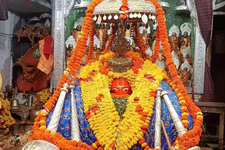 OVERNACHTEN IN AYODHYA VANUIT VARANASI