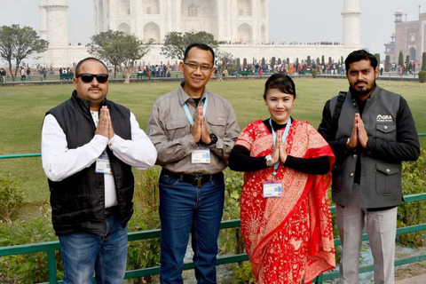 A partir de Deli: Excursão guiada com tudo incluído ao Taj Mahal ao nascer do solDe Deli: Excursão ao Taj Mahal com guia exclusivo