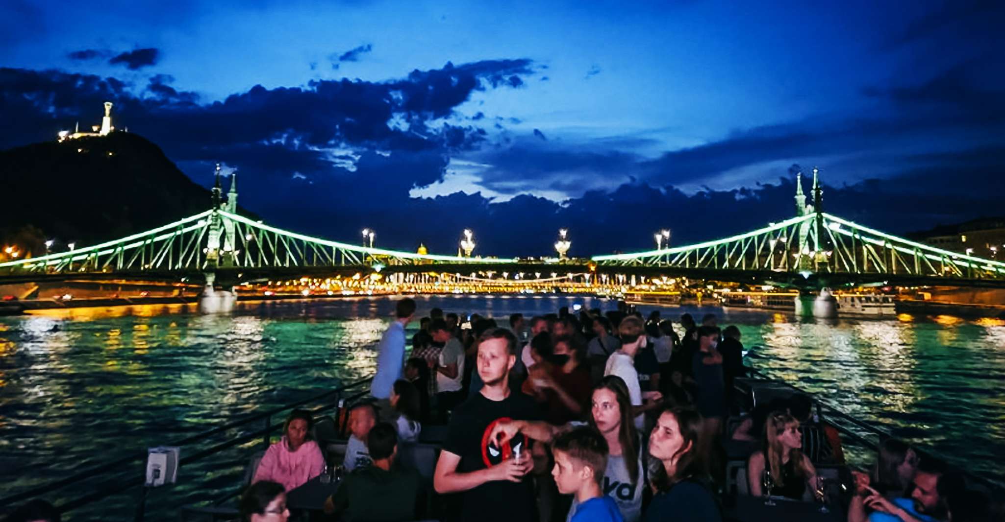 Budapest: City Highlights Sightseeing Cruise photo 16