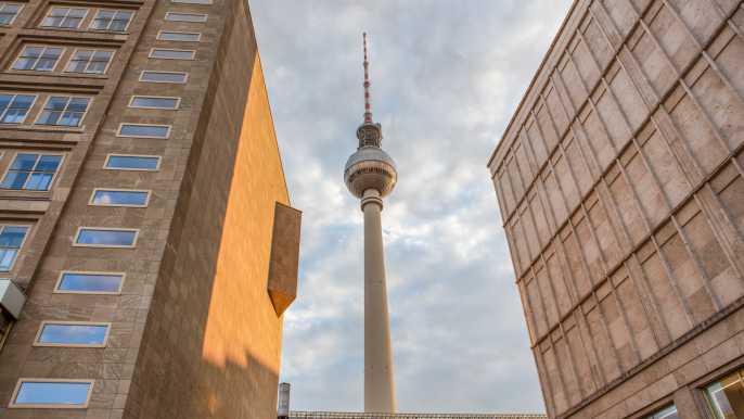 Berlin: TV Tower Window Seat Restaurant Ticket & Fast View