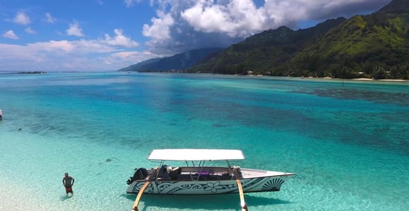 Moorea: Lagoon Cruise, Snorkeling, and Cooking Class