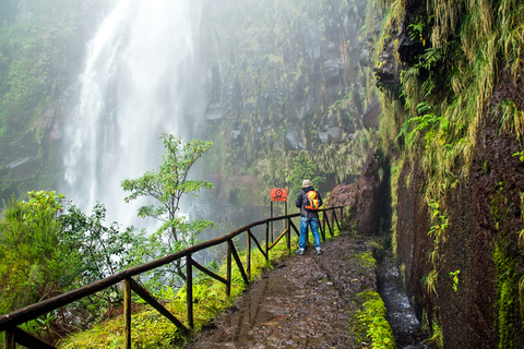 Excursión a Madeira: ruta de levada en el valle de RabaçalRuta por Levada en el valle de Rabaçal