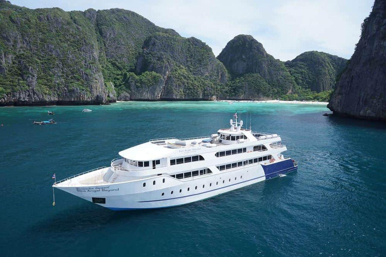 Phuket: Phi Phi Islands Day Tour by Ferry with Lunch Silver Seat
