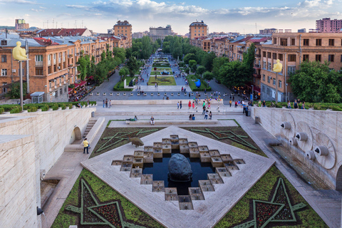 Yerevan: City Highlights Tour with Local Guide