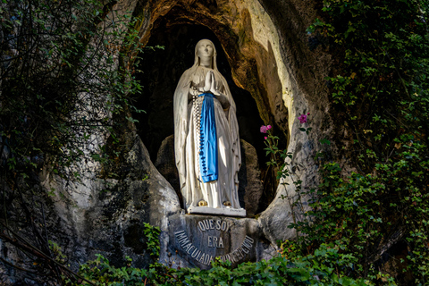 Lourdes Full day Guided Tour with Train Station Pickup