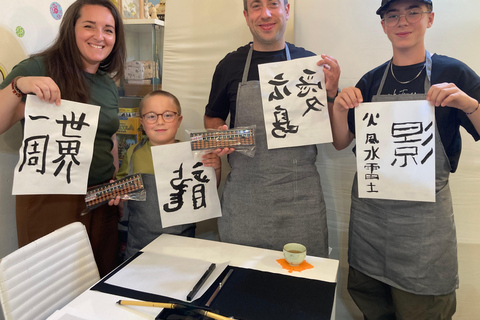 Hiroshima: Calligraphy experience with a teacher