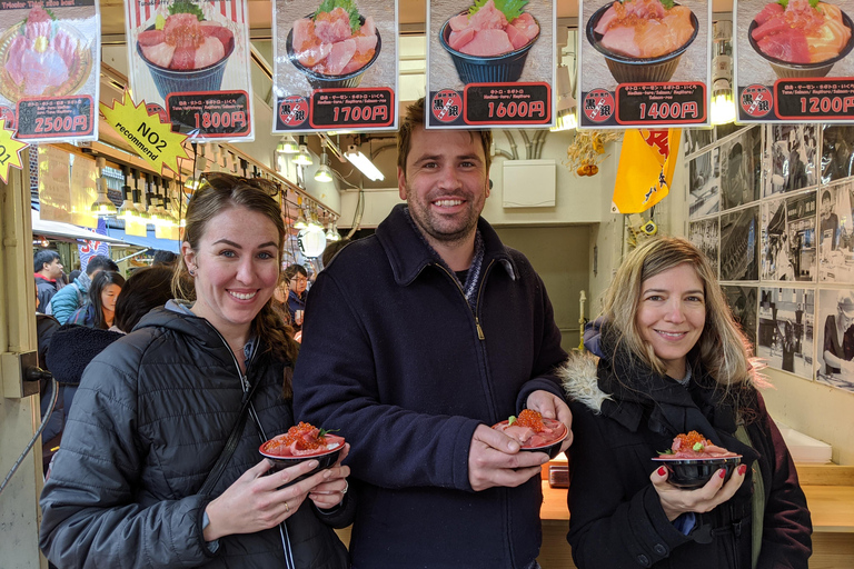 Tour gastronomico del mercato del pesce di Tsukiji in piccoli gruppi