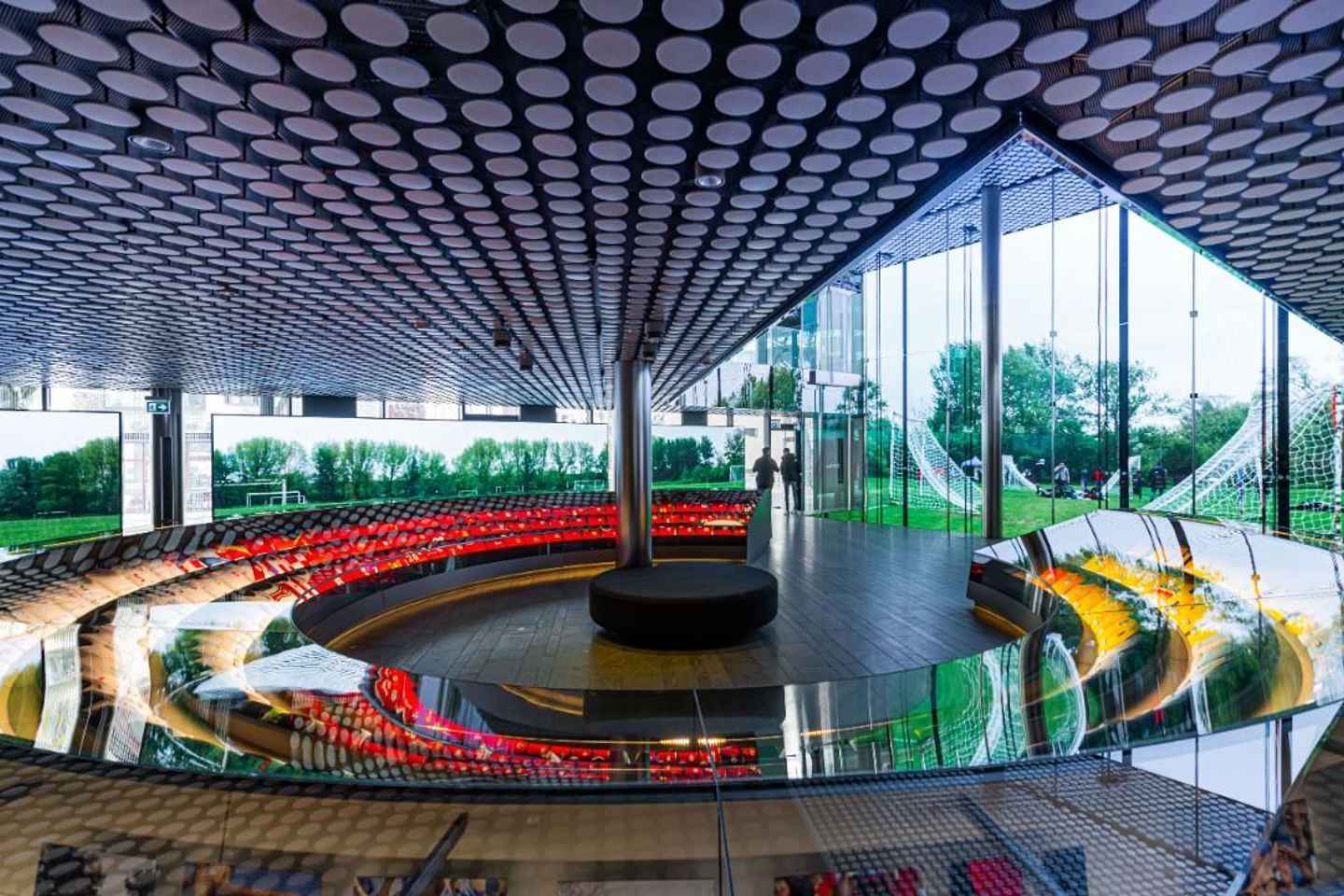 Da Zurigo: Biglietti Museo FIFA con Trasferimento