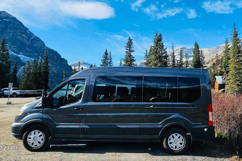 Calgary: YYC Airport Shared Shuttle to Banff