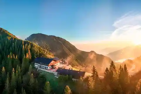 Pick-up from Munich: Sunset over-night hike Bavarian Alps