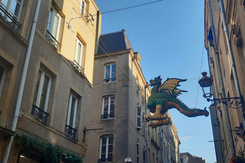 Metz: visite historique guidée à pied de lieux importants de la ville