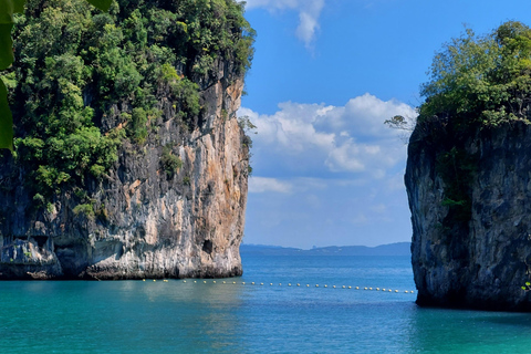 Khao Lak: Tradycyjna łódź do zatoki Phang Nga i na wyspę Hong