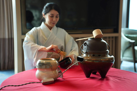 Osaka: Private Tea Ceremony Experience at Your Location