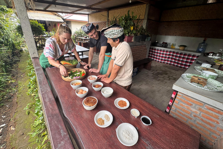 MUNDUK A Day with Local Farmers & Authentic Balinese Cooking