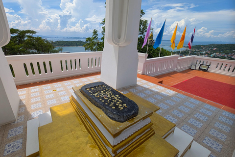 From Bangkok: Day Tour Koh Sichang Island with Tuktuk Tour