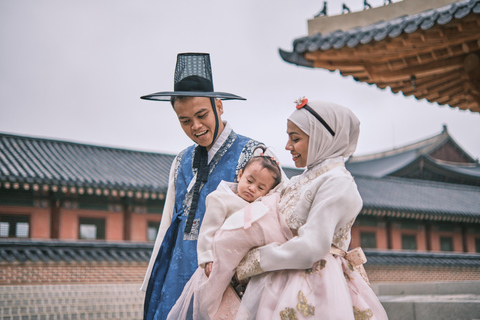 Seoul: Cinematic Hanbok Experience with Photos Cinematic Hanbok Experience - 30mins