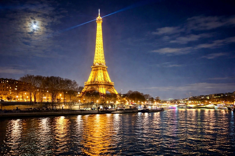 Paris: Day or Evening River Cruise with Musical Ambiance Paris: Evening River Cruise with Musical Ambiance & Postcard