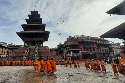 Kathmandu: Nagarkot Zonsopgang &amp; Bhaktapur Durbar UNESCO Tour