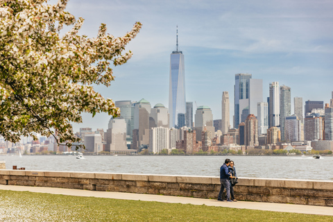 NYC: Wall Street Tour with 9/11 Memorial and Statue Ferry Lower Manhattan Walking Tour