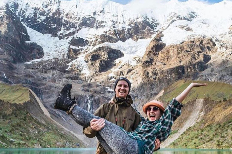 From Ollantaytambo or Urubamba: Humantay Lake Hike