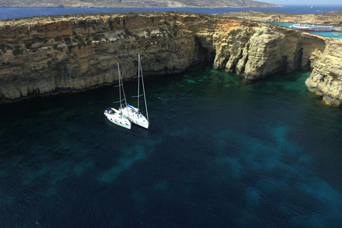 Ultimate Full-Day Yacht Experience Ultimate Full-Day Luxury Catamaran Experience
