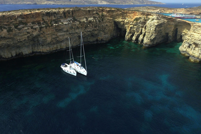 Ultimate Full-Day Yacht Experience Ultimate Full-Day Luxury Catamaran Experience