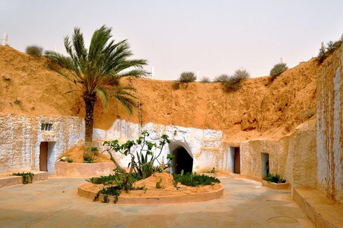 De Tunis: 2 dias de tour no deserto com noturno em tenda beduína