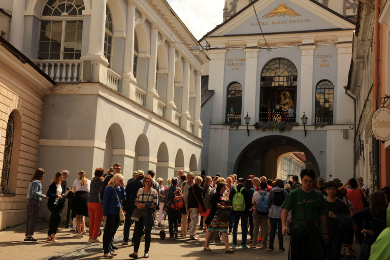 Vilnius: Old Town Walking Tour in Polish