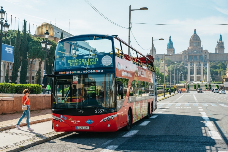Barcelone : visite en bus à arrêts multiples et FC Camp NouBillet de bus à arrêts multiples 2 jours et Camp Nou