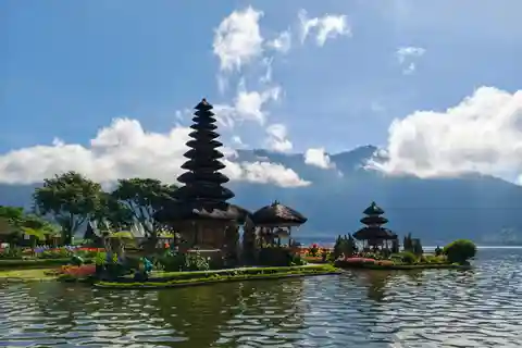 Bali: Świątynia nad jeziorem, taras ryżowy Jatiluwih i wycieczka do wodospadu